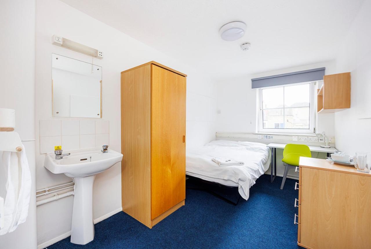 Comfortable Rooms, Southampton - Sk Σαουθάμπτον Εξωτερικό φωτογραφία